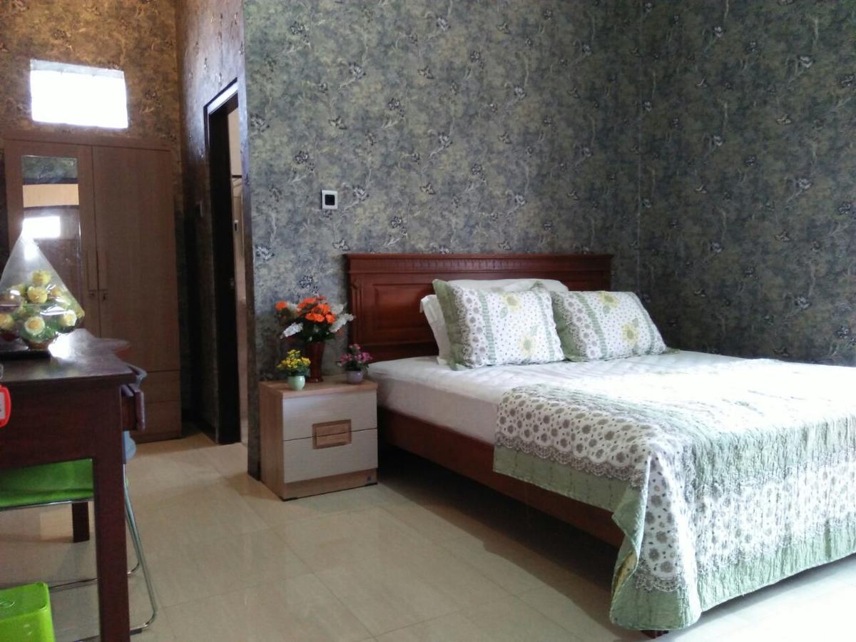 Papyrus Homestay Banyuwangi  Eksteriør billede
